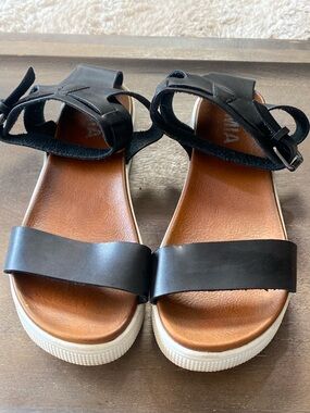 MIA Black Platform Sandal